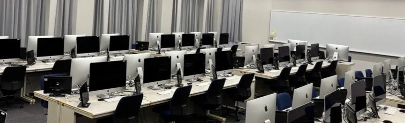 C棟コンピューター室